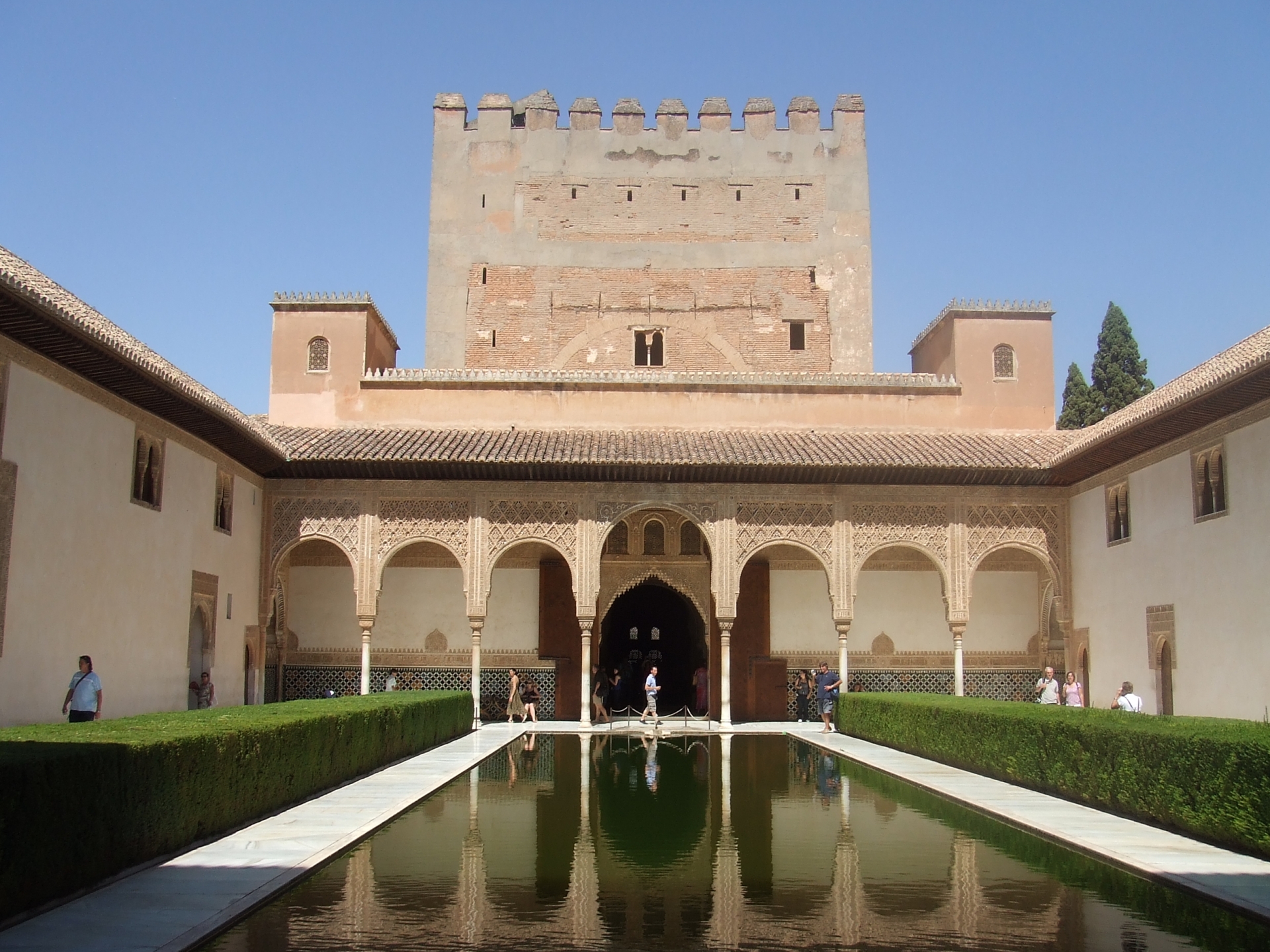 Tabishu 世界遺産グラナダのアルハンブラ宮殿はスペイン最後のイスラム教の城塞都市 Tabishu